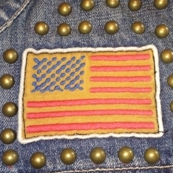 ☠️Kill City Studded Patched Denim Vest - Picture 8 of 9